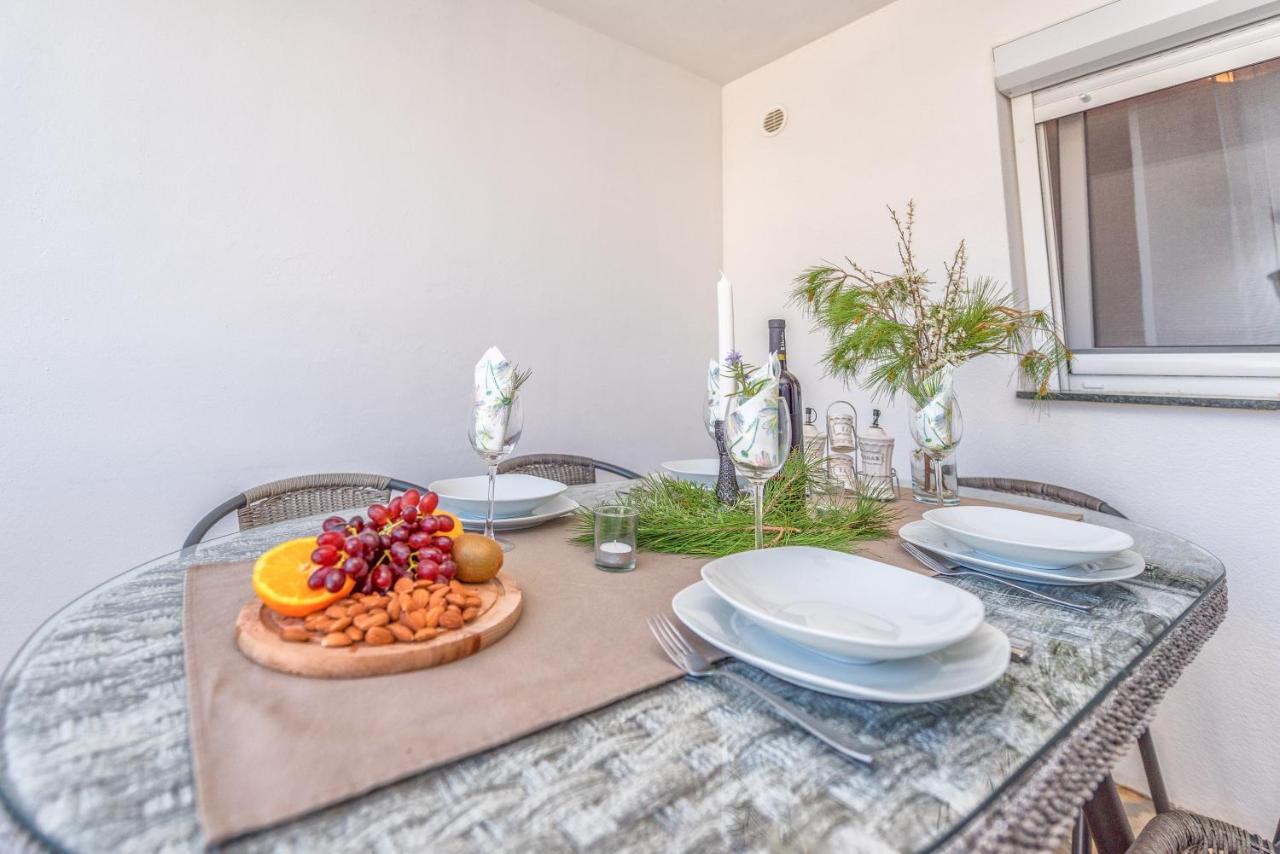 Apartment Tema วีร์ ภายนอก รูปภาพ