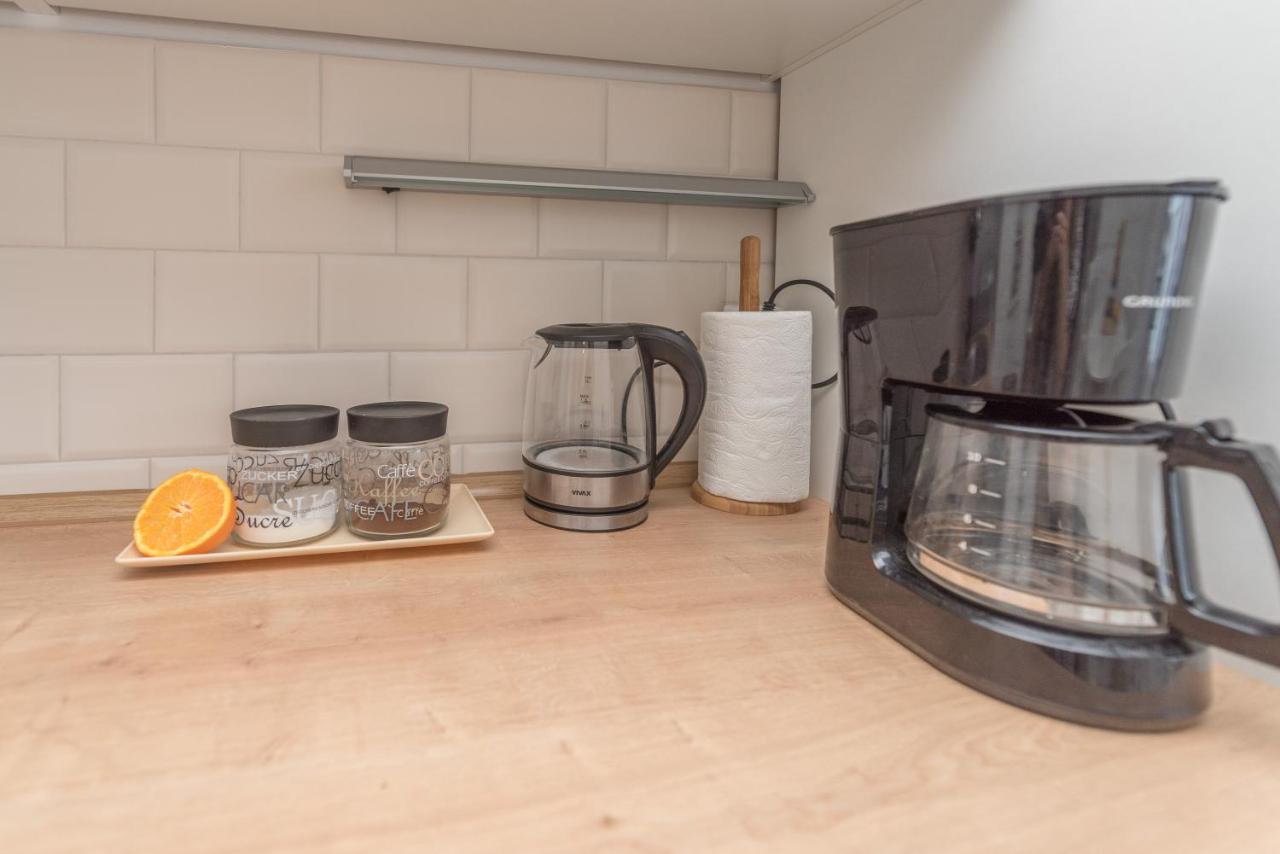 Apartment Tema วีร์ ภายนอก รูปภาพ
