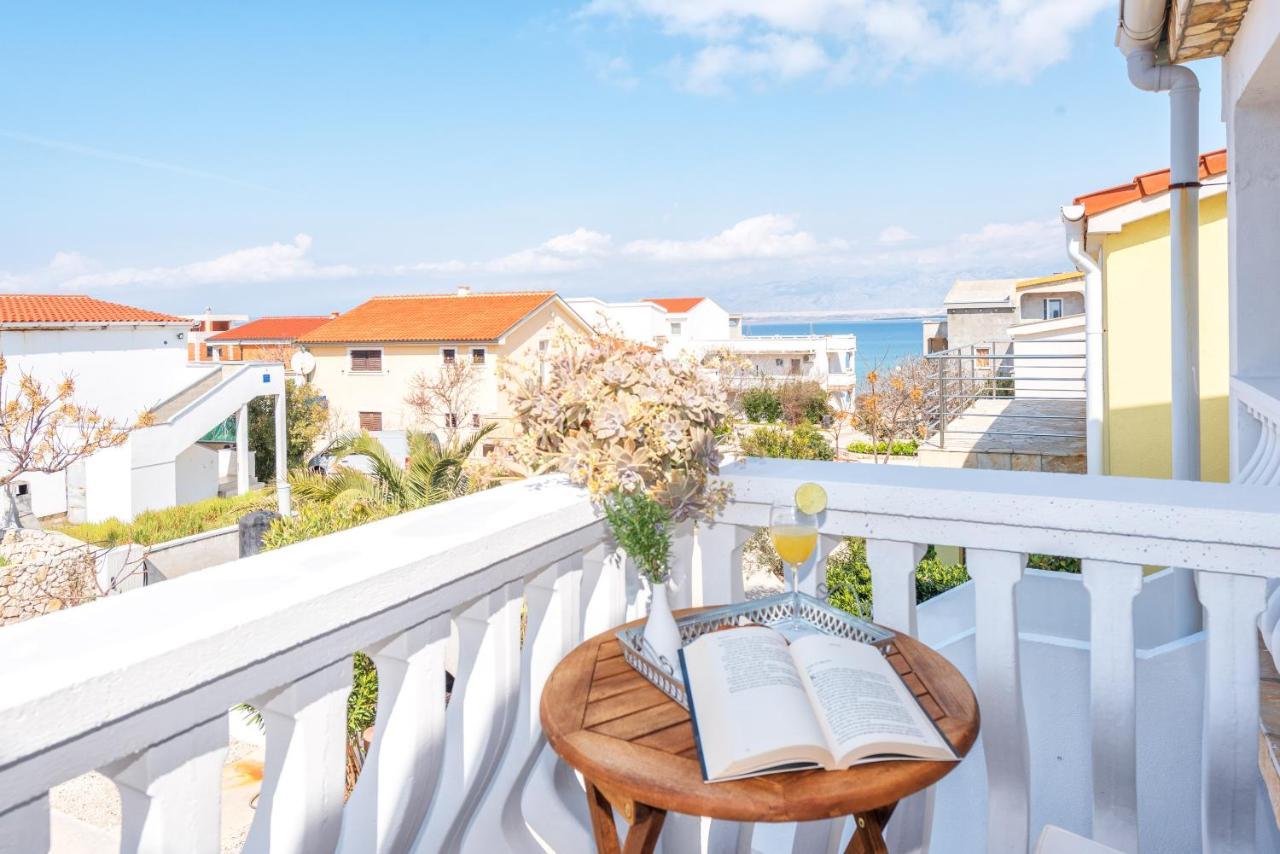 Apartment Tema วีร์ ภายนอก รูปภาพ