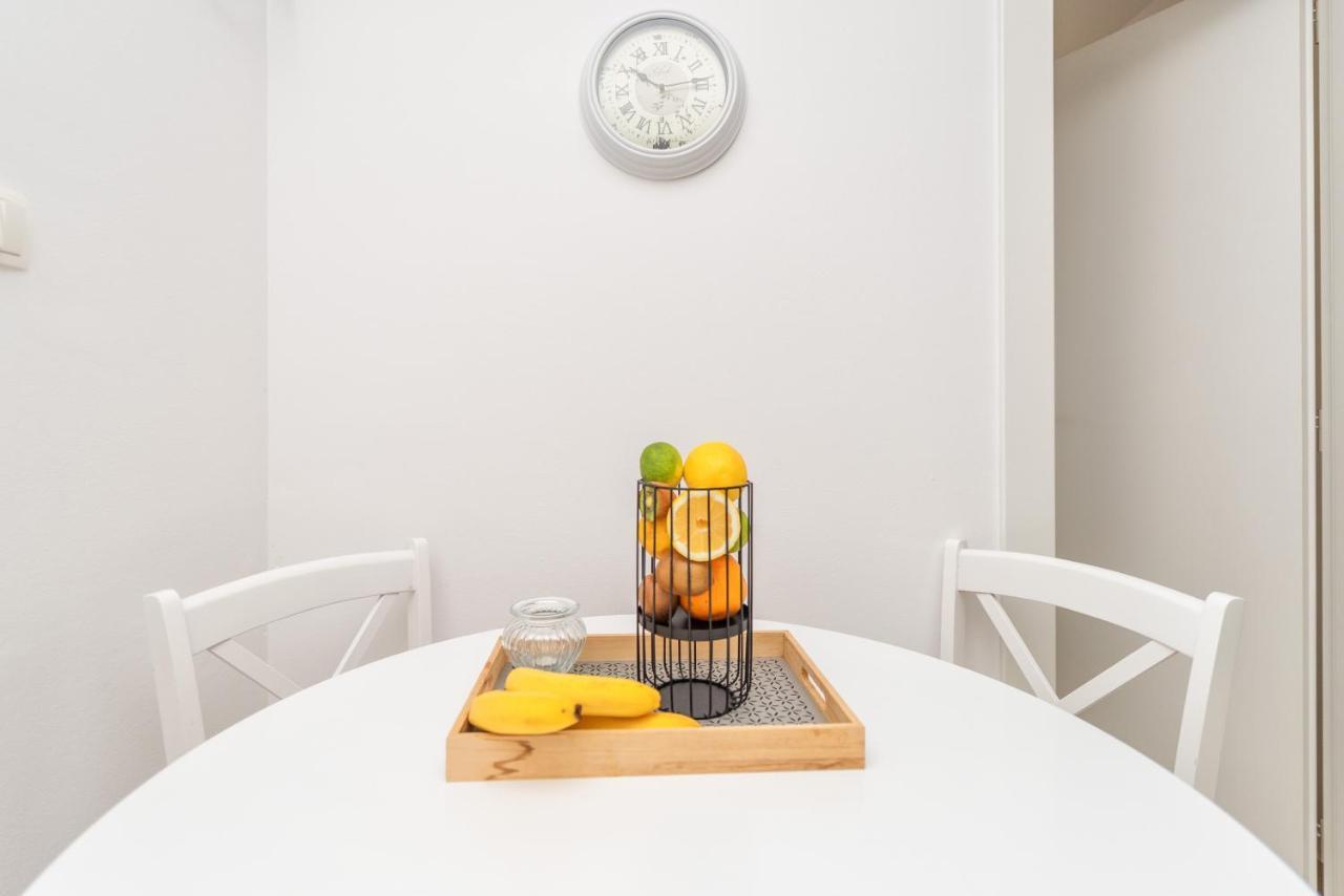 Apartment Tema วีร์ ภายนอก รูปภาพ