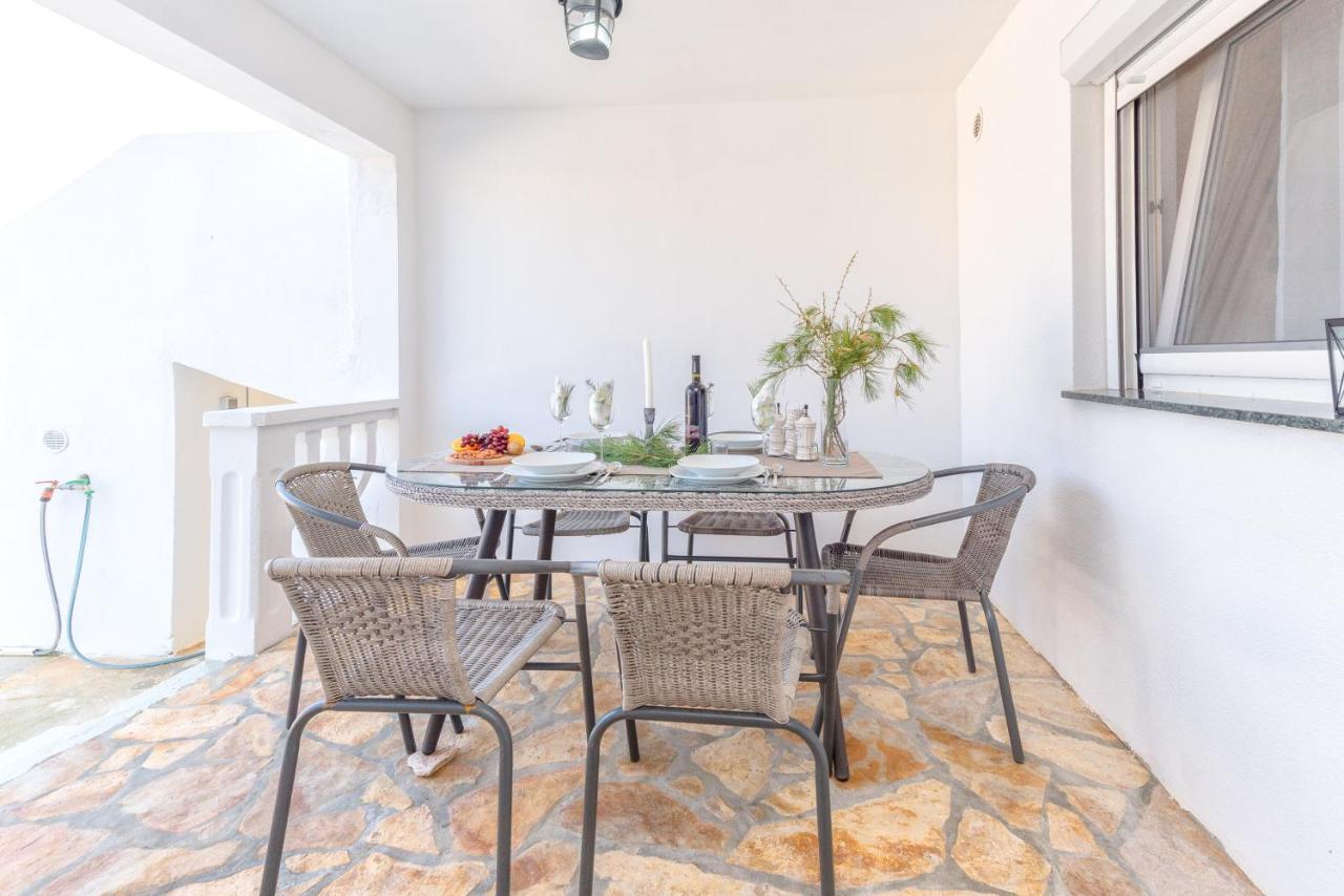Apartment Tema วีร์ ภายนอก รูปภาพ
